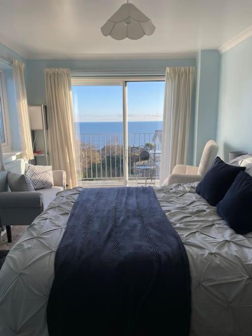 Stunning Charmouth Property With Bay Views! Kültér fotó