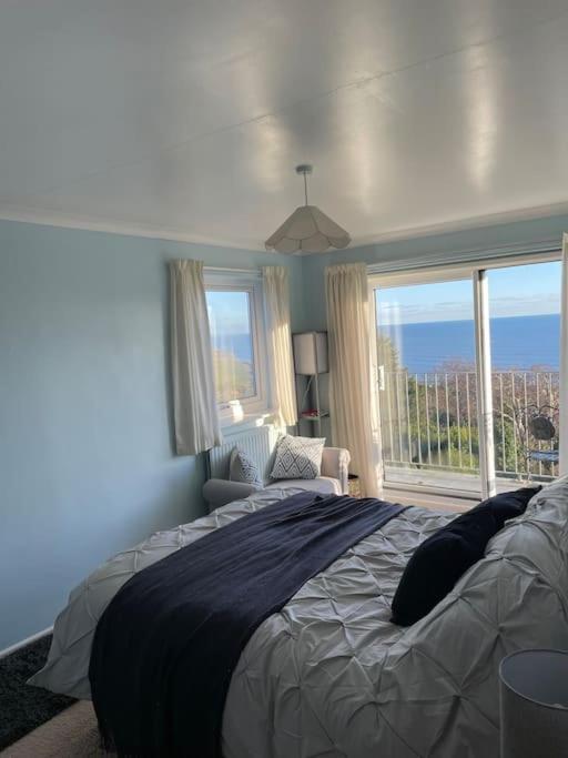Stunning Charmouth Property With Bay Views! Kültér fotó