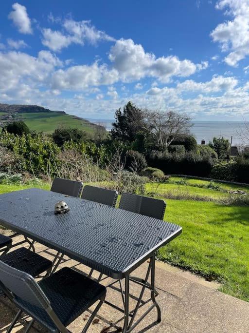 Stunning Charmouth Property With Bay Views! Kültér fotó