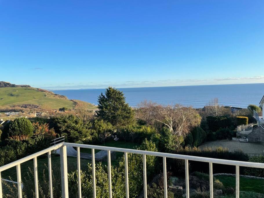 Stunning Charmouth Property With Bay Views! Kültér fotó