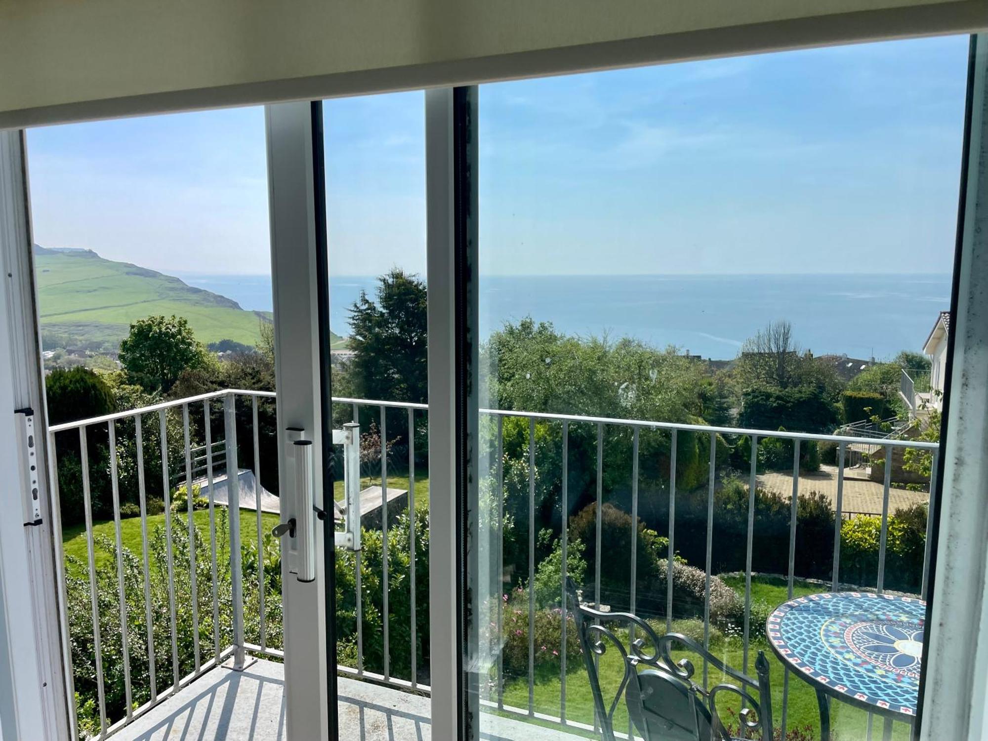 Stunning Charmouth Property With Bay Views! Kültér fotó