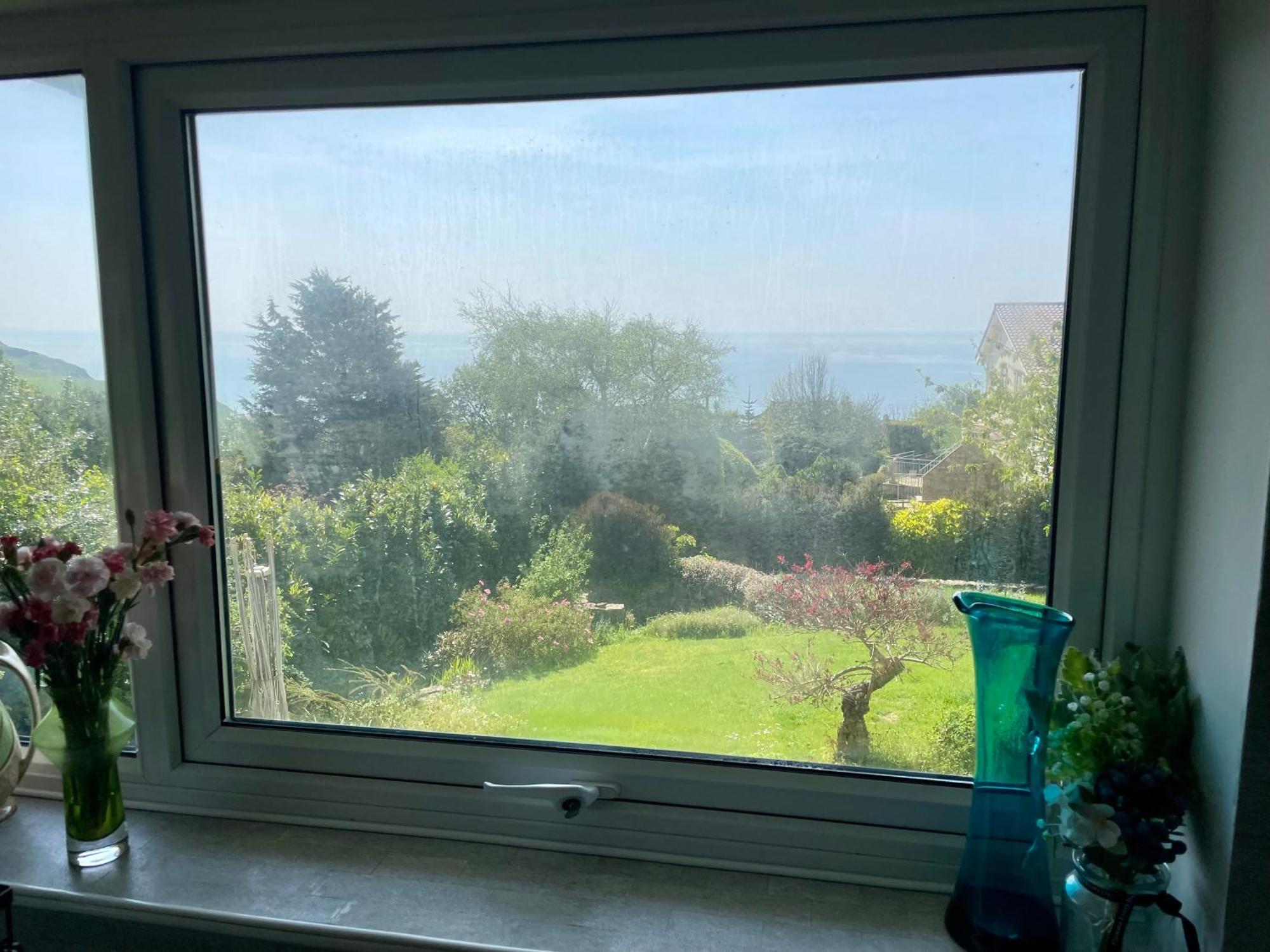 Stunning Charmouth Property With Bay Views! Kültér fotó