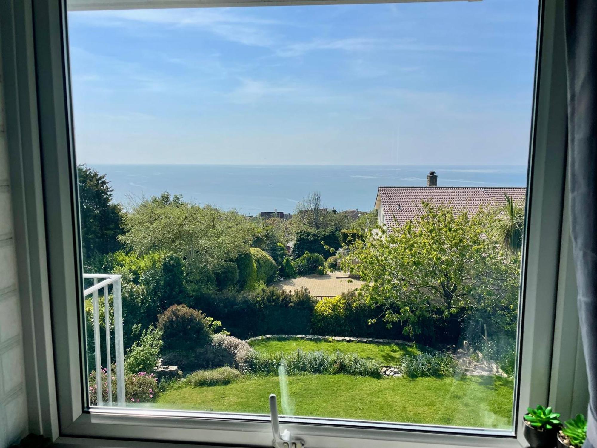 Stunning Charmouth Property With Bay Views! Kültér fotó